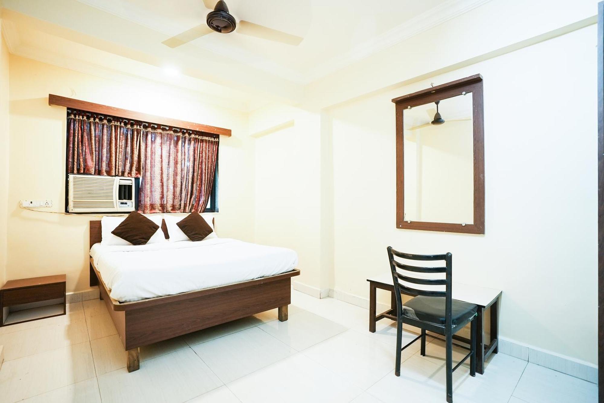 Hotel Della Comfort Near Ambreshwar Shiv Mandir, Ambernath Amarnāth Kültér fotó