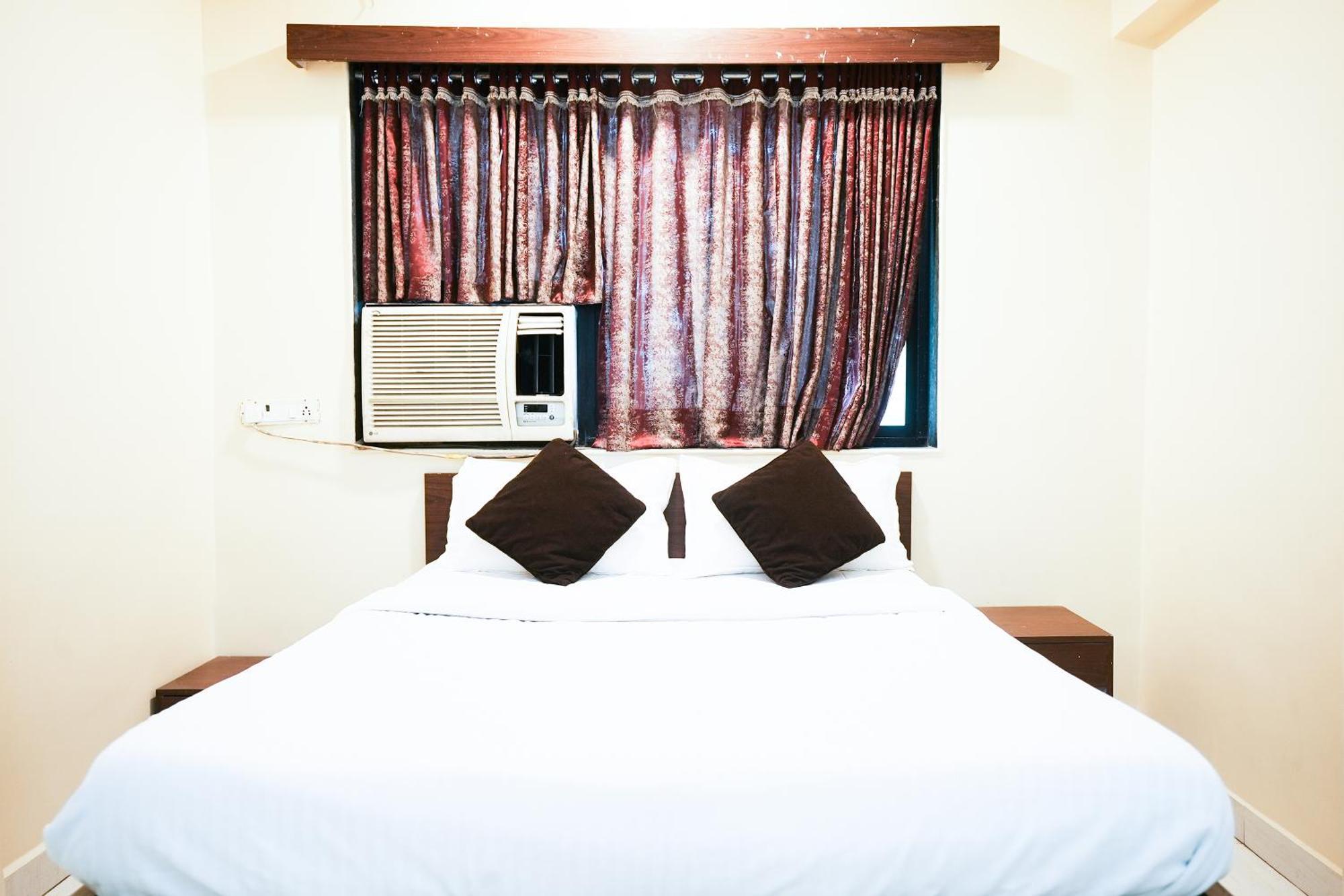 Hotel Della Comfort Near Ambreshwar Shiv Mandir, Ambernath Amarnāth Kültér fotó